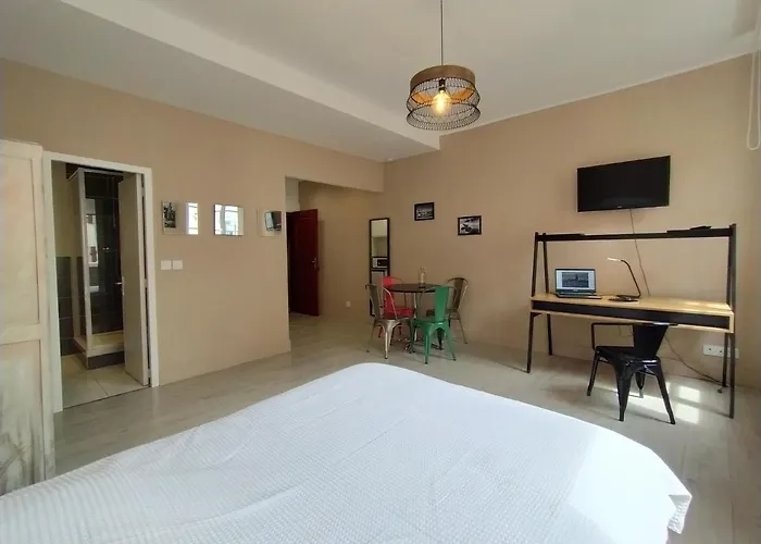 Sainte Cath -2-bi- 아파트 *